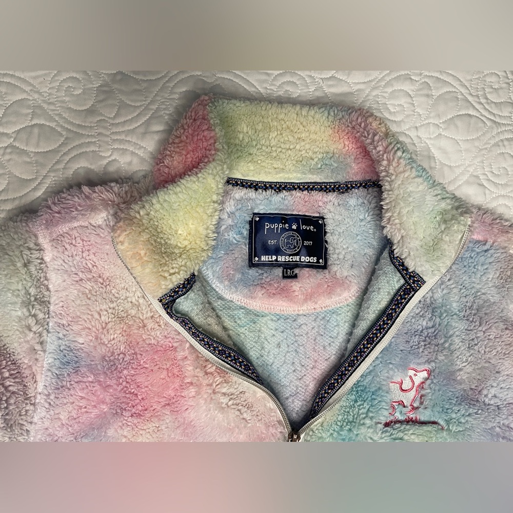 Sweater - Picture 3 of 4